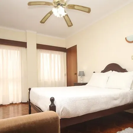 Salles Hotel 2*